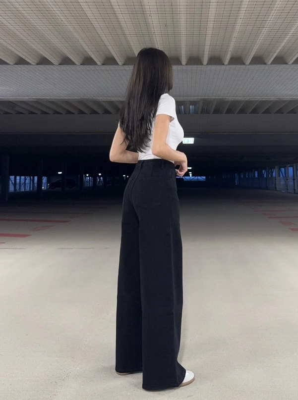 Jet Set Jeans 1